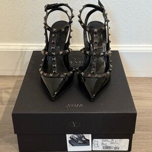 Valentino Garavani Rockstud Noir Black Ankle Strap 100mm in Patent sz 37